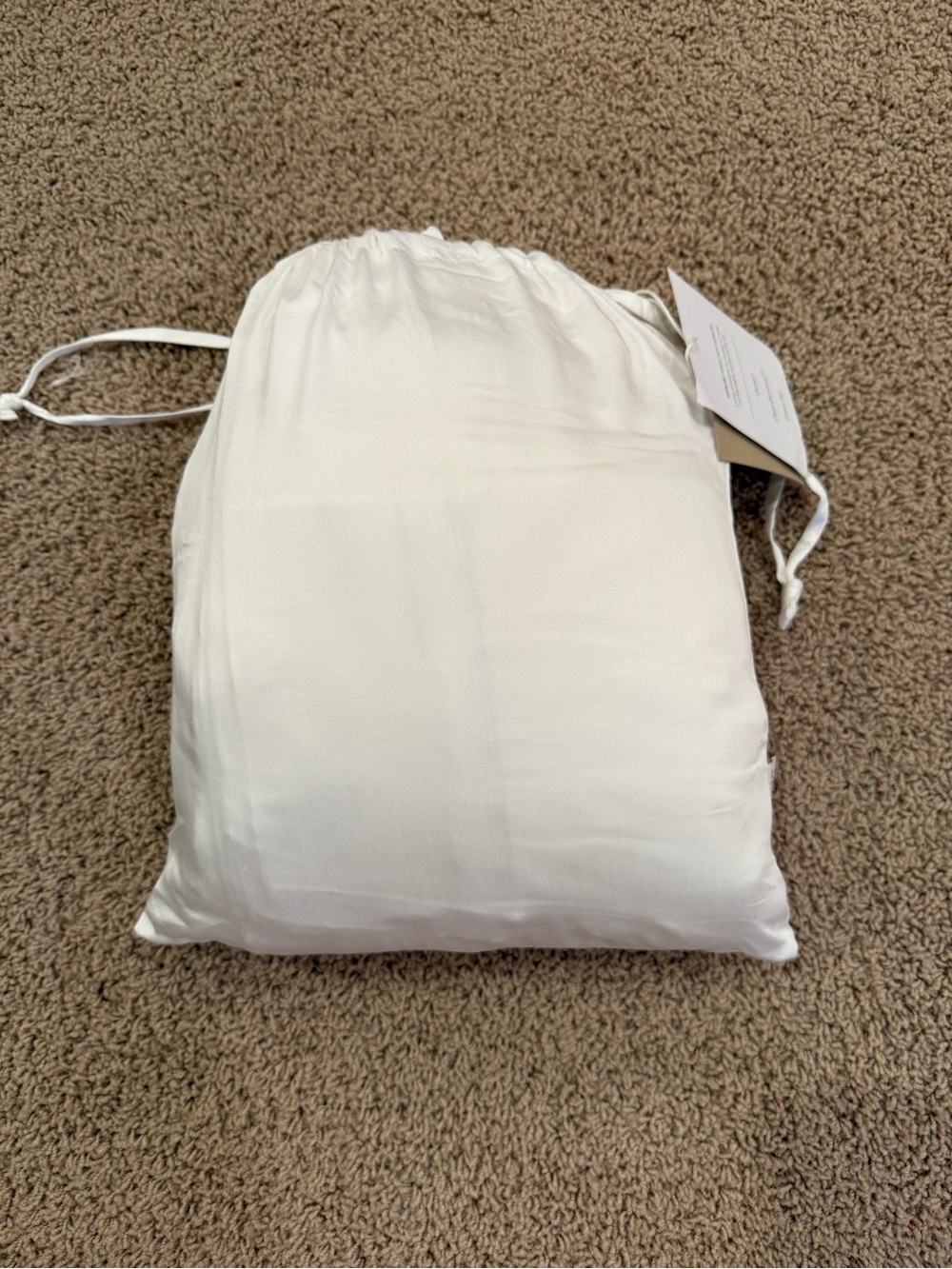 Ettitude Bamboo Lyocell Sheet Set in Feather White for Queen